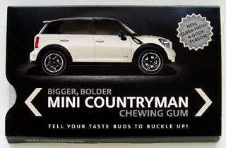 MINI Countryman chewing gum (front)